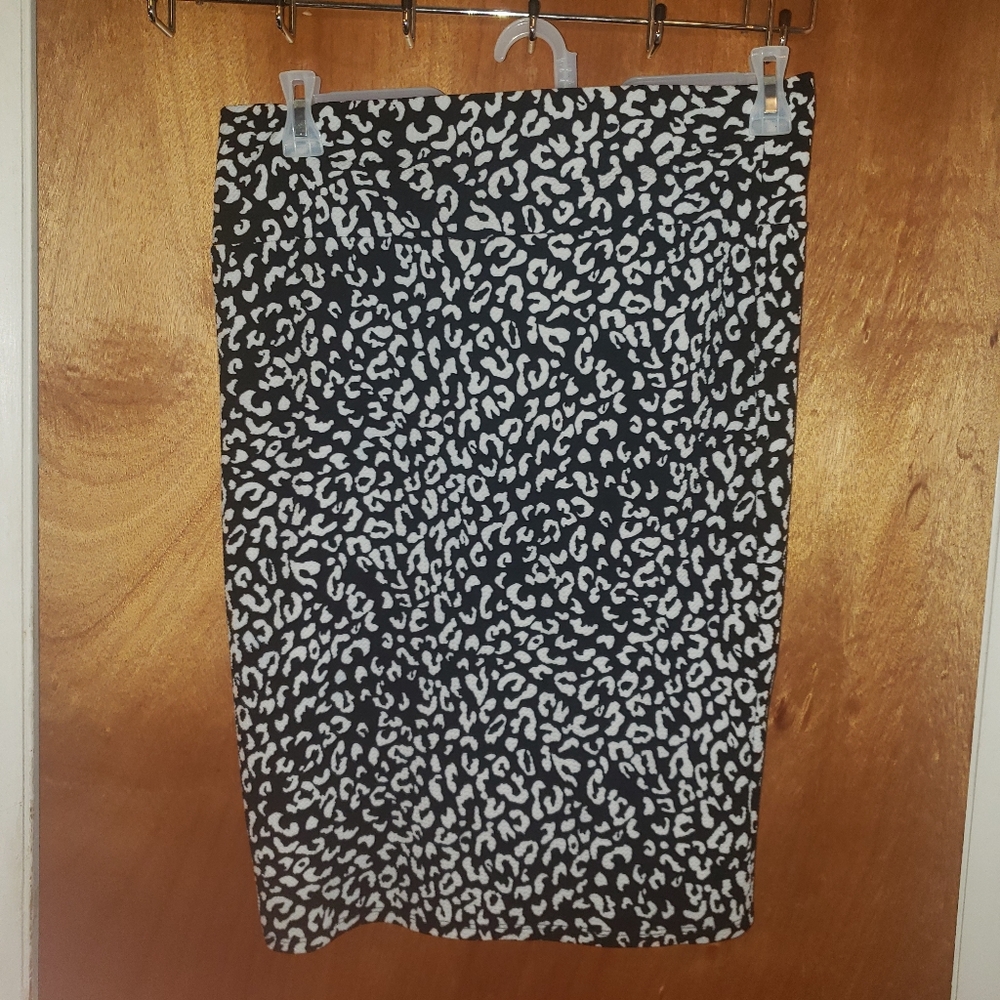 Lularoe Cassie Pencil Skirt Leopard Print